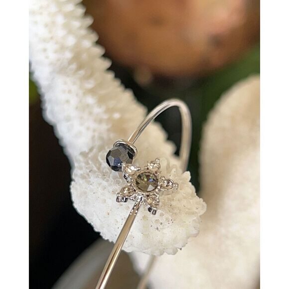 Ice Blossom Bracelet Swarovski Crystals Statement Bracelet - Picture 5 of 11